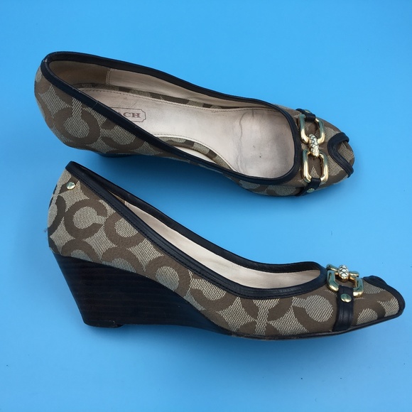 Coach Shoes - Coach Womens Brown Tan Gold Buckle Wedges Sz 7